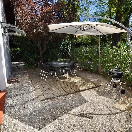 Du Parc Guest house