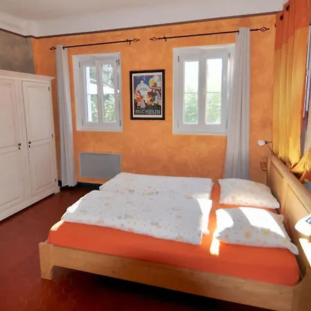 Gæstehus La Du Parc 4*
