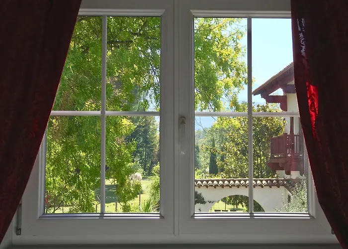 Πανσιόν La Du Parc Prades (Pyrenees-Orientales)